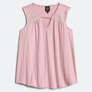 Bobeau’s Savannah Embroidered Keyhole Knit Tank